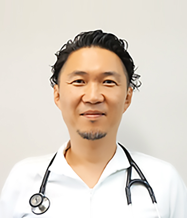 院長 吉岡 信二